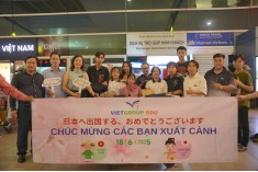 TIỄN HAI HỌC VIÊN VIETGROUP EDU XUẤT CẢNH SANG NHẬT – MỘT ĐÊM ĐÁNG NHỚ TẠI SÂN BAY TIỄN HAI HỌC VIÊN VIETGROUP EDU XUẤT CẢNH SANG NHẬT – MỘT ĐÊM ĐÁNG NHỚ TẠI SÂN BAY